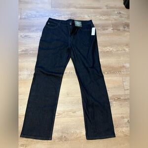 Women’s Abbott elementary jeans size 34/30 NWT